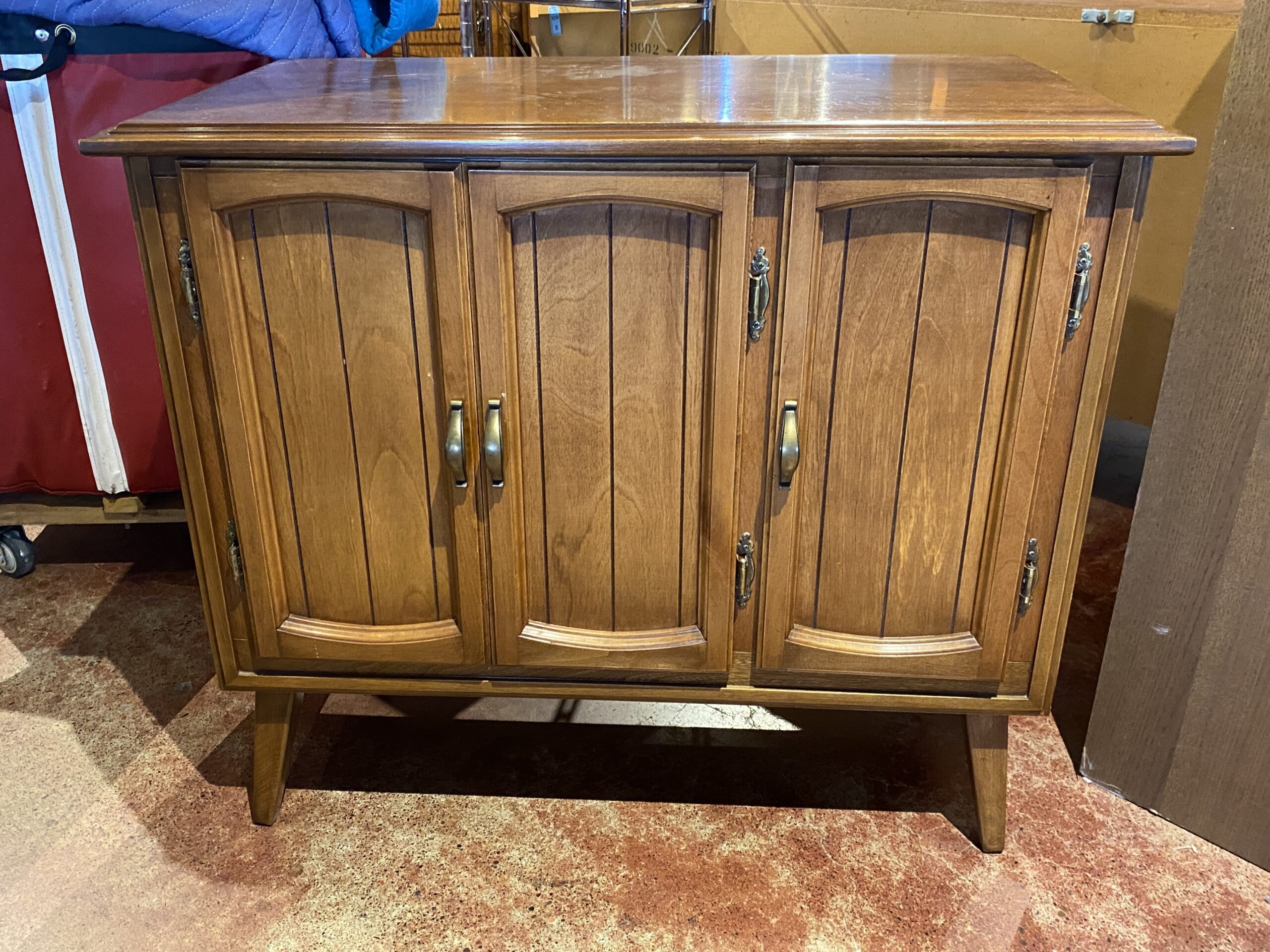 Well-Kept Old School Sideboard